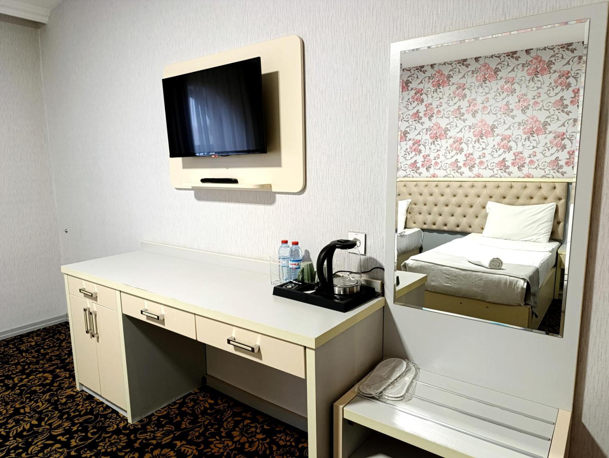 Alis Hotel Baku Exterior photo