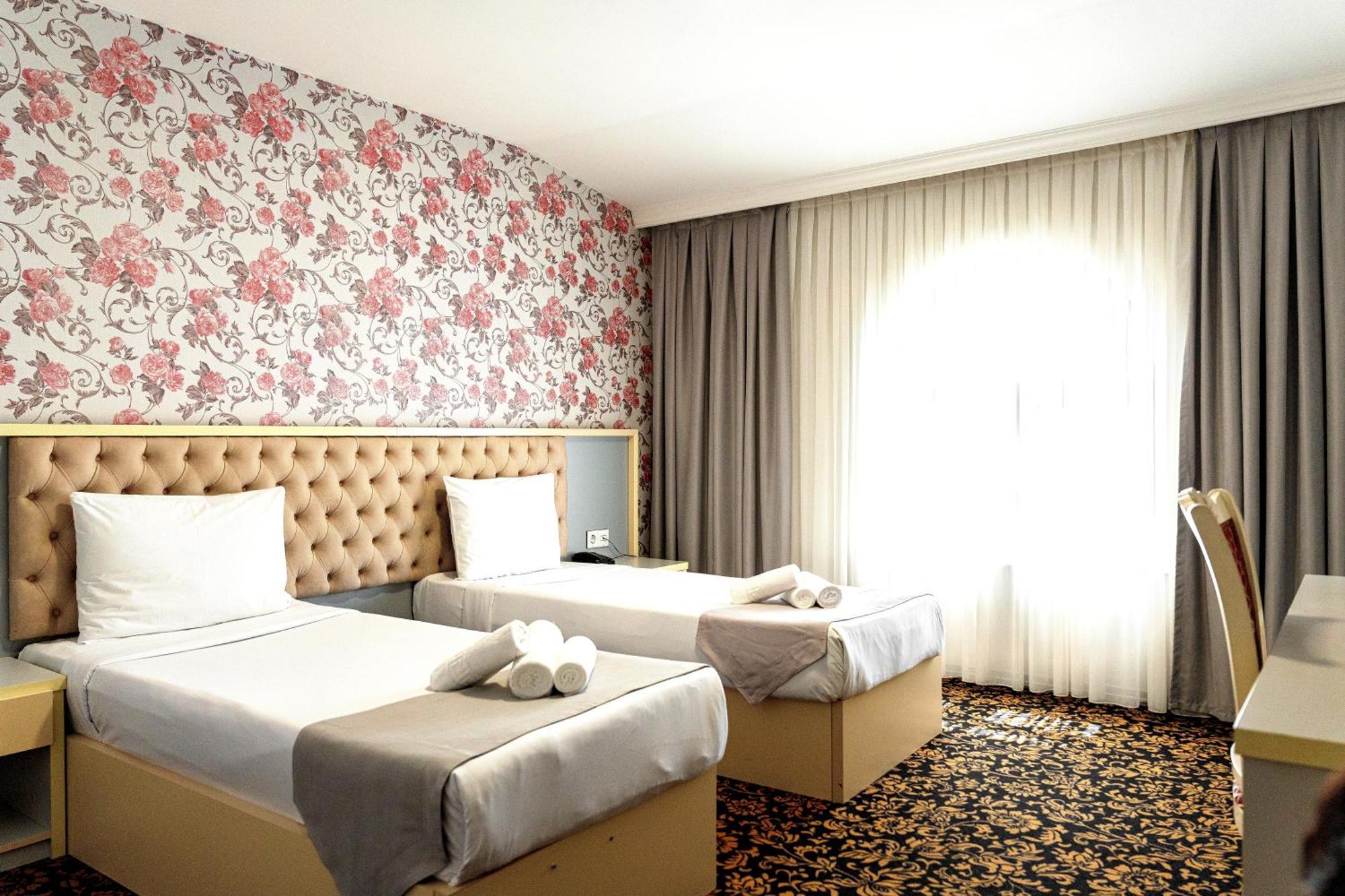 Alis Hotel Baku Exterior photo