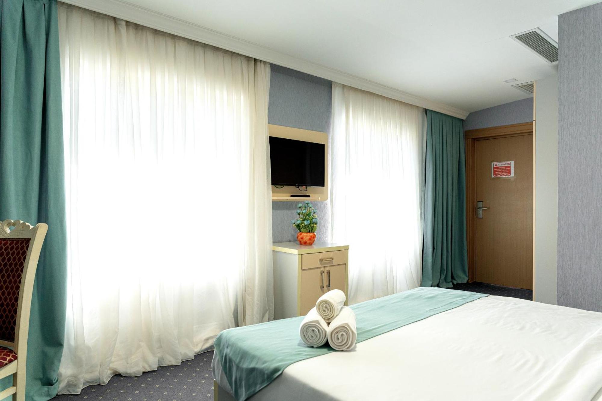 Alis Hotel Baku Exterior photo